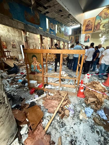 Al menos 22 muertos y 63 heridos en un atentado contra una iglesia en Damasco