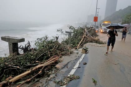 El estado general de la ciudad es crítico, al menos tres personas perdieron la vida por fuertes lluvias