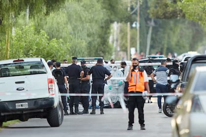 Al momento de realizarse una marcha por la aparición de Florencia Romano encontraron su cuerpo sin vida a pocos kilómetros