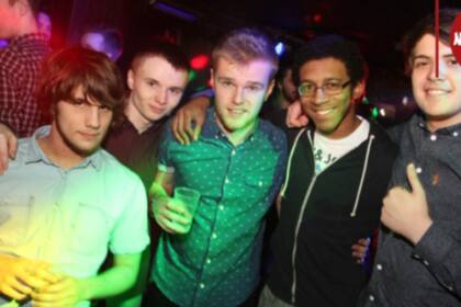 Al no gastar en alimento, pudo disfrutar de salidas con sus amigos sin preocuparse por el dinero