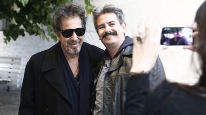 Sí, algunos afortunados lograron una foto con Al Pacino, ayer