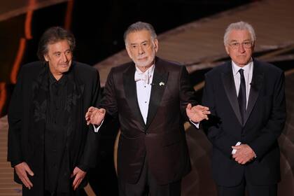 Al Pacino, Francis Ford Coppola y Robert De Niro, en el homenaje del Oscar a los 50 años del estreno de El padrino