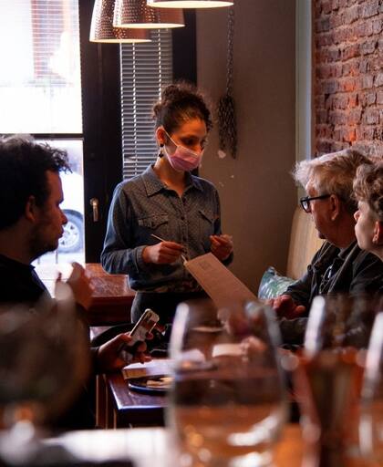 Al poco tiempo de abrir se encontraron con la pandemia por el coronavirus, pero no fue un impedimento para seguir adelante