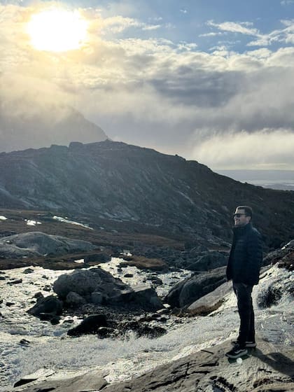 Al principio mi puesto era solo operario de producción, con jornadas de doce horas, luego me ascendieron a asistente y la jornada se redujo a nueve horas.