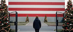 Los documentos obligatorios para migrantes con green card que viajan fuera de EE.UU. en Navidad o fin de año