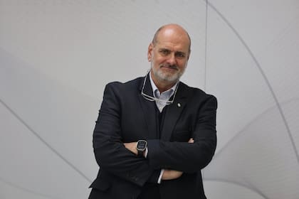 Alan Clutterbuck reivindicó las tareas de capacitación sobre el nuevo sistema de votación aunque reconoció que es perfectible