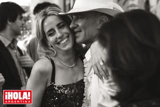 ¿Quién es y a qué se dedica la nueva novia de Alan Faena, 34 años más joven que él?