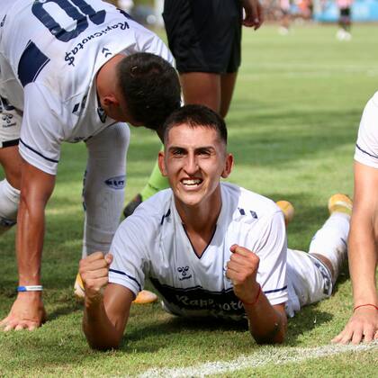 Alan Lescano, de la reserva de Gimnasia, anotó el 2-1 definitivo frente a Estudiantes.