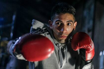 Alan Luques Castillo, campeón sudamericano de boxeo, surgido de esta iniciativa