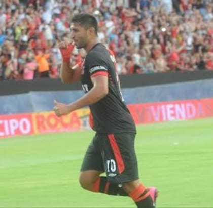 Alan Ruiz recuperó el oficio del número 10