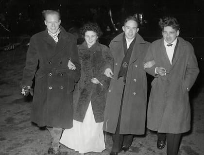 Alan Stuart, Kay Matheson, Ian Hamilton y Gavin Vernon fueron los estudiantes universitarios que robaron la Piedra de la Coronación durante la nochebuena de 1950