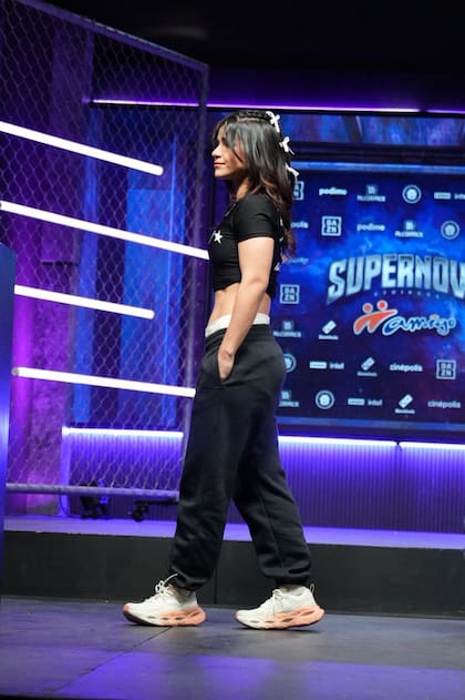 Alana Flores previo a su pelea contra Gala Montes (X @alanafloresf)