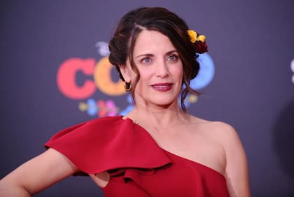 Alanna Ubach (en la foto) canta "La Llorona", junto Antonio Sol, en la versión en inglés de la película animada "Coco". En la versión en español del filme, la interpretan Angélica Vale y Marco Antonio Solís