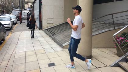 Alario se fue sin hacer declaraciones de la Clínica Rossi