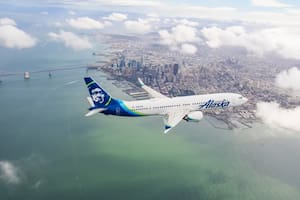 Alaska Airlines tiene una gran variedad de destinos para sus pasajeros y con un valor económico