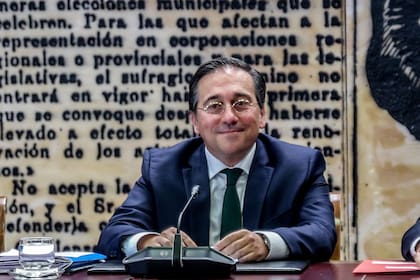 Albares apuntó contra Milei y otros líderes de derecha.