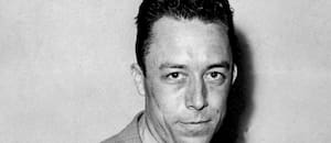 Camus, filósofo: “Nadie se da cuenta de que algunas personas gastan una energía tremenda simplemente en ser normales”