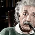 Albert Einstein: “La vida es como montar en bicicleta; para mantener el equilibrio, hay que seguir moviéndose”