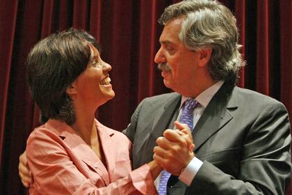 Acto de asunción de Mercedes Marco del Pont como nueva titular del Banco Nación, el 30 de enero de 2008