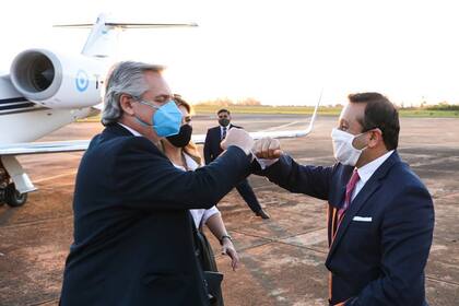 Alberto Fernández junto a Herrera Ahuad, gobernador de Misiones