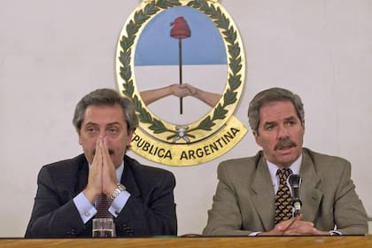 Con el gobernador el la Provincia de Buenos Aires Felipe Solá el 11 de junio de 2004