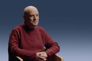 El físico que asegura que se puede viajar en el tiempo y que cuestiona el libre albedrío