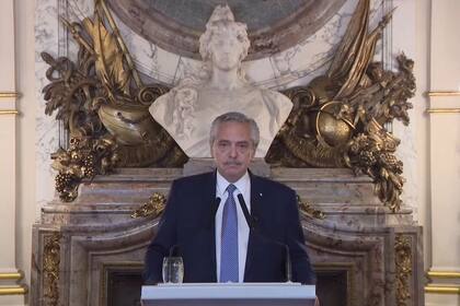 Alberto Fernández durante la cadena nacional