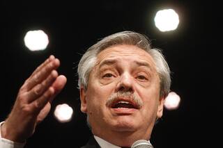 Fernández toma distancia de Grabois pero evita criticarlo en público