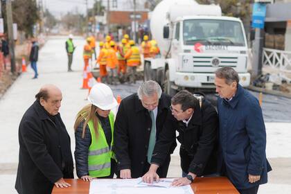 Alberto Fernández, en el acto de inauguración de una obra de pavimento en Berazategui