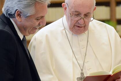 Cara a cara con Francisco, a quien apeló más de una vez a lo largo del primer año de mandato