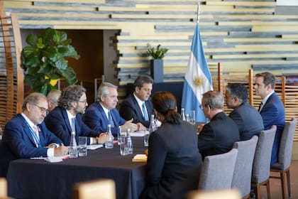 Alberto Fernández mantuvo una reunión con el presidente de General Motors Internacional, Shilpan Amin