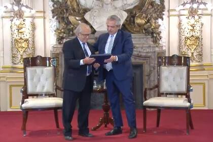 Adolfo Pérez Esquivel y Alberto Fernández