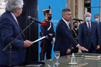 Alberto Fernández toma juramento a los nuevos ministros de Desarrollo Social, Juan Zabaleta y de Defensa, Jorge Taiana