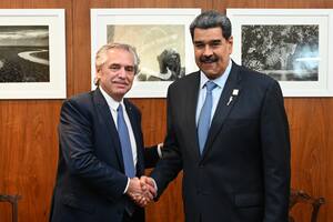 Alberto Fernández y Nicolás Maduro, este martes al reunirse en Brasilia