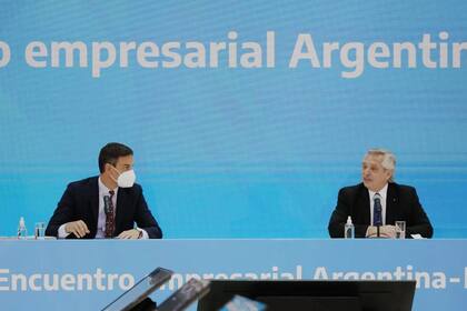 Alberto Fernández y Pedro Sánchez encabezaron una reunión de trabajo con empresarios argentinos y españoles