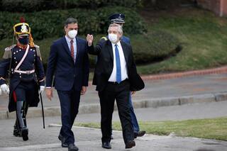 ¿Bajamos de los barcos?