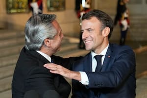 Fernández con Macron: "Compartimos un ideario sobre la necesidad de un mundo en paz, en democracia y en desarrollo"