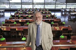 Alberto Manguel: "Sigo desconfiando de los finales felices"