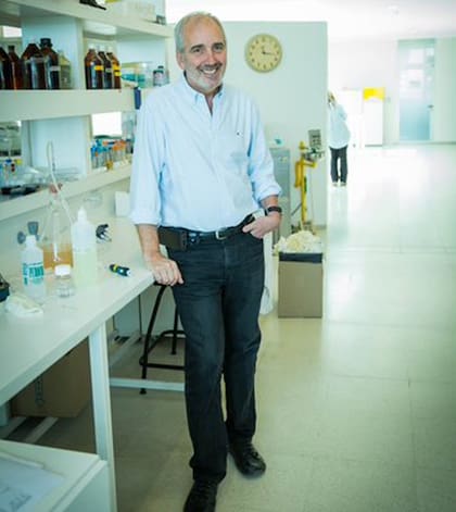 Alberto se se afilió a la Federación Juvenil Comunista en 1969 cuando tenía 14 años.