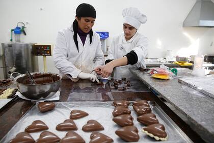 Albricias, es una fundación y chocolatería. Elaboran los chocolates que servirán de recuerdo para la cumbre del G20