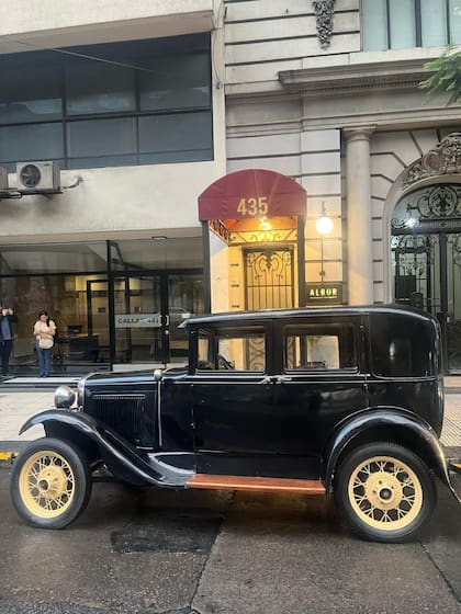 Albur, funciona en el antiguo teatro El 35, una joya porteña de los años 20 que volvió a abrir sus puertas después de casi cuatro décadas cerrada