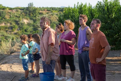 Alcarràs (Zeta Films/Mubi).