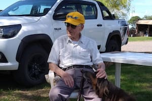 La emoción de un abuelo de 95 años en un campo de soja que se volvió viral