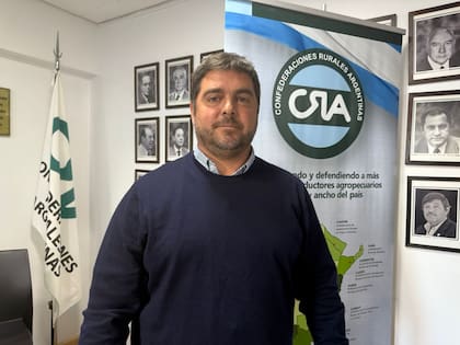 Con 80 tambos menos, el Gobierno advierte: “No va a estar el papá Estado” 13 Alconada confirmó una noticia de relevancia institucional: la Argentina fue readmitida en la Federación Internacional de Lechería (FIL)