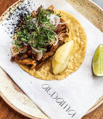 Aldama, también especializado en comida mexicana