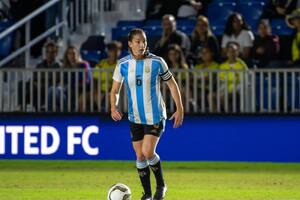 La capitana con gol y voz de mando que llega a los 100 partidos con la selección argentina y avisa: "Dejamos la vida"