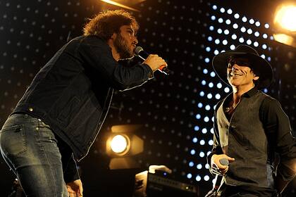 Ale Kurz de El Bordo en Obras el viernes. La primera fecha fue la que contó con más invitados: también participaron Manu Quieto y Junior de La 25, entre otros