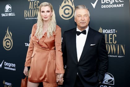 Ireland Baldwin sostuvo que durante mucho tiempo mantuvo en secreto la difícil situación por la que había atravesado