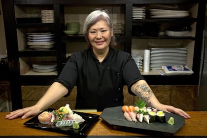 Alejandra Kano hoy está al frente de la barra de sushi del ya tradicional Ichisou, en Balvanera