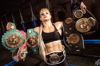 Todos los títulos de Alejandra "Locomotora" Oliveras en su carrera como boxeadora